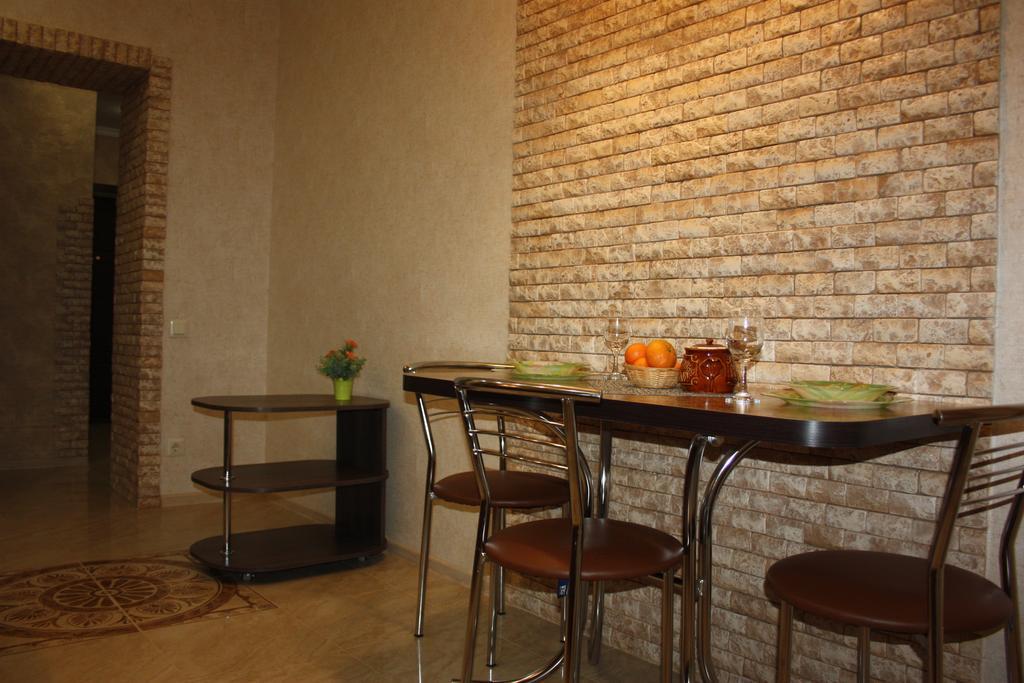 Apartments In The City Center Poltava Exterior foto