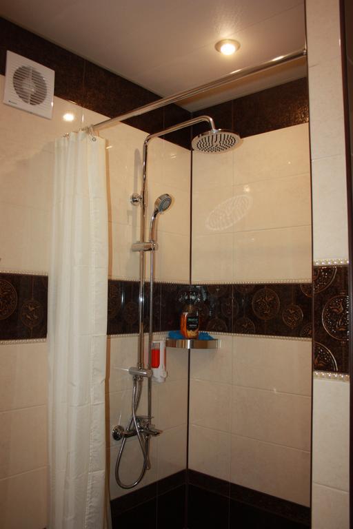 Apartments In The City Center Poltava Exterior foto